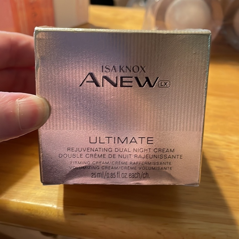 👩🏼 ULTIMATE REJUVENATING DUAL NIGHT CREAM Isa Knox Anew Discontinued Firming